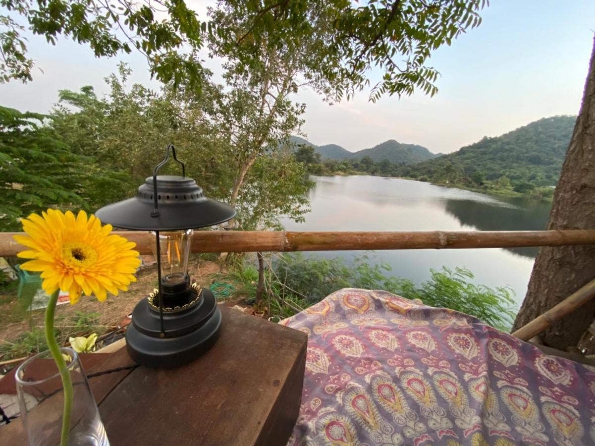 Royal Mountain Hut Hotel Ratchaburi Ngoại thất bức ảnh