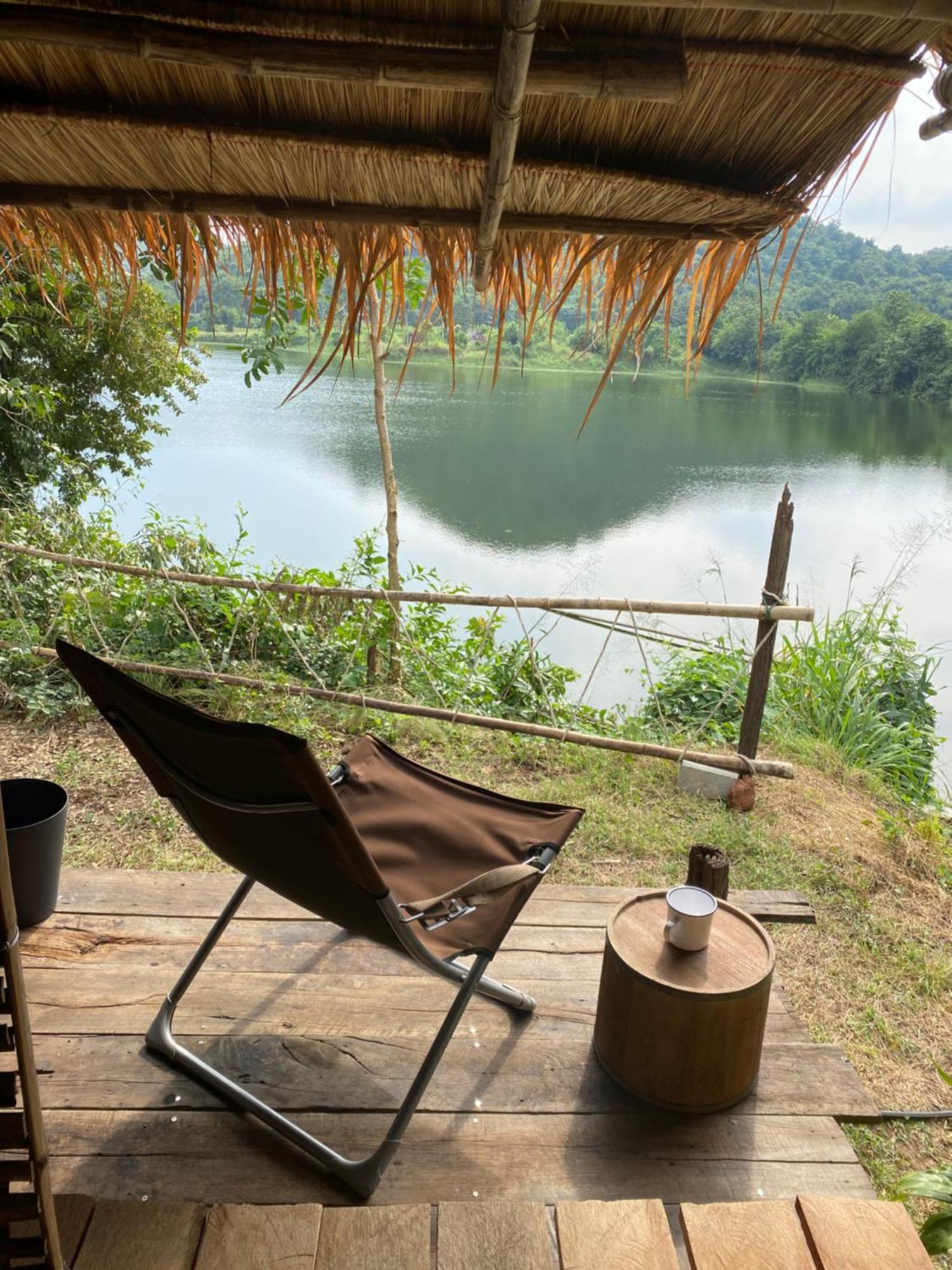 Royal Mountain Hut Hotel Ratchaburi Ngoại thất bức ảnh